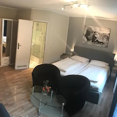 호텔 Reutlinger Hof 3*